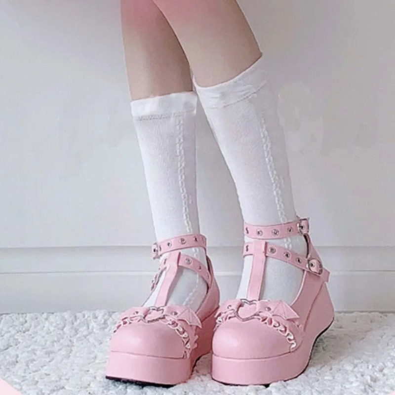 New Sweet Heart Buckle Wedges  - Women'S Fashion Walking Shoes 评论和价格