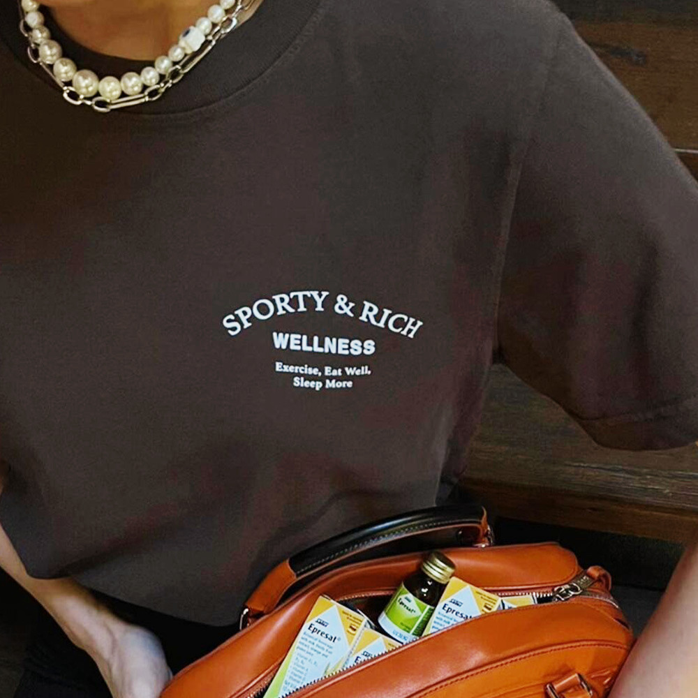 American Vintage Letters Print - Women'S Fashion From The 90S 评论和价格