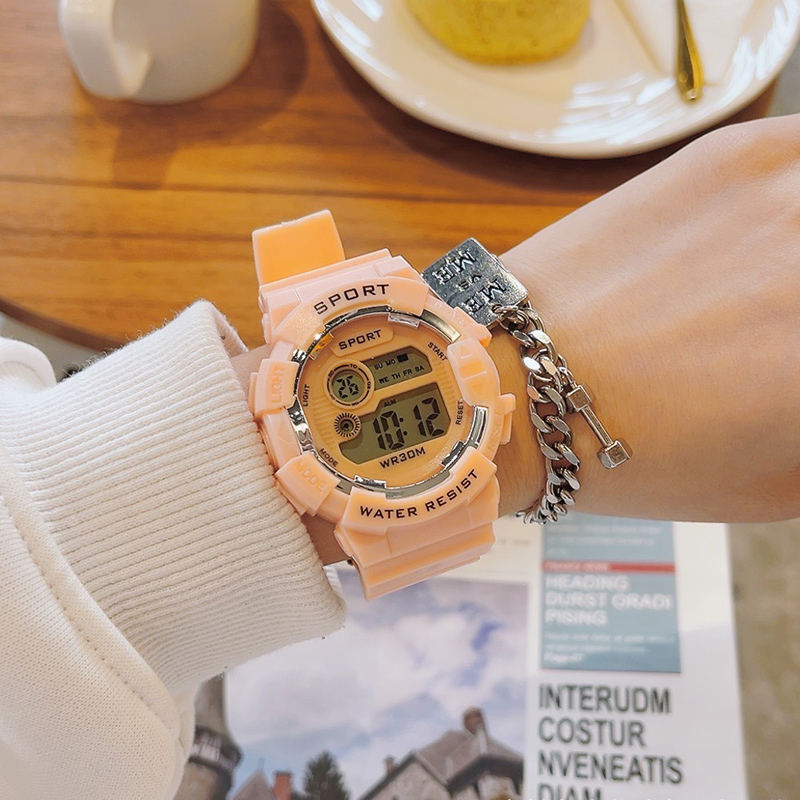 Men Women Digital Watches with - Women Fashion Week 2026 评论和价格